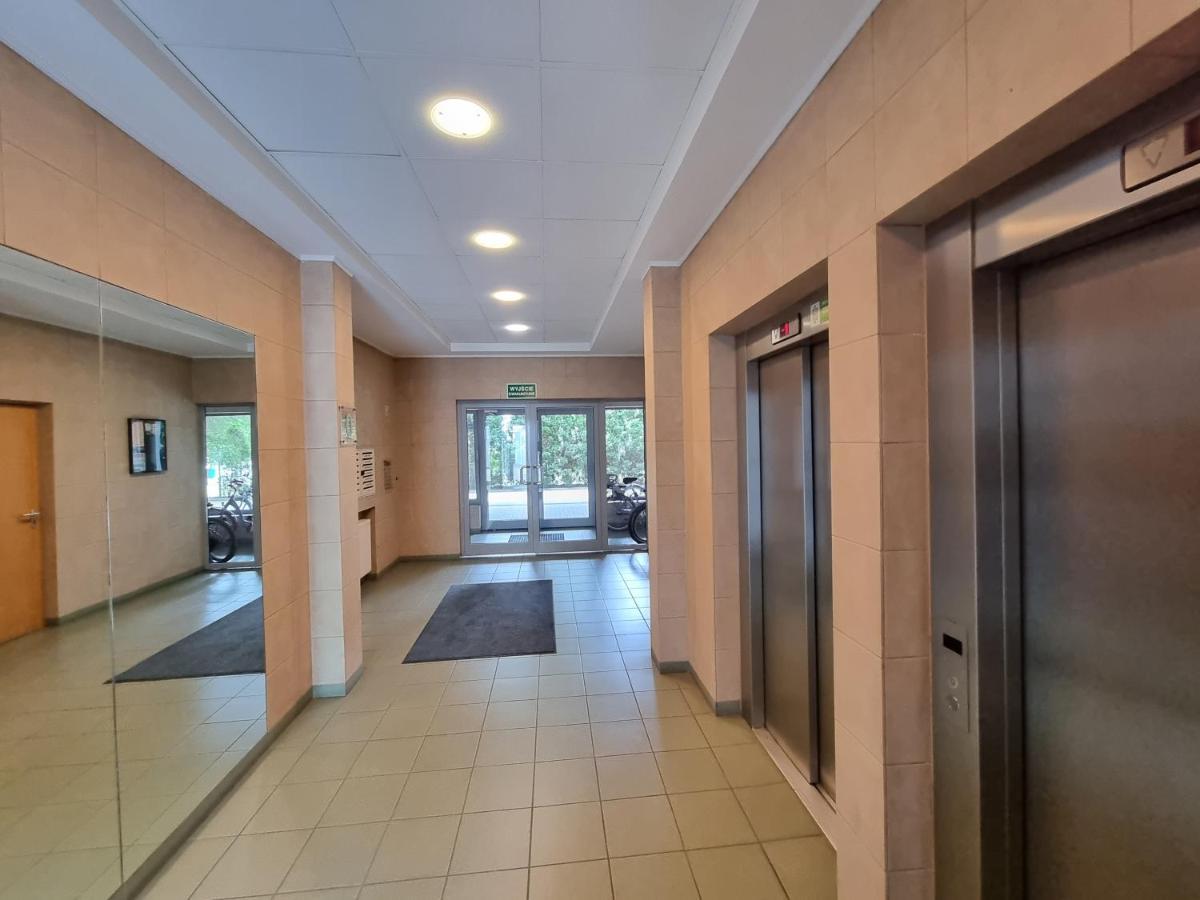 Saska Kepa Apartment Warsaw Exterior photo